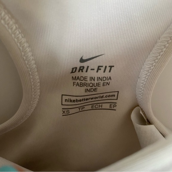 Nike Pro - Picture 3 of 4